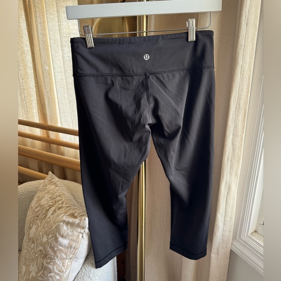 Lululemon Black Cropped Leggings | 6 - Picture 2 of 4